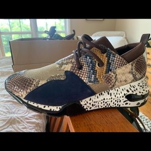 Size 12 Steve Madden Tennis shoes
